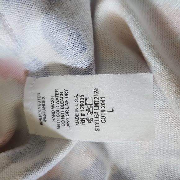 Too - Picture 4 of 4